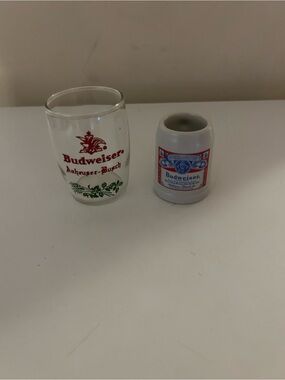 Vintage Anheuser-Busch Budweiser Small Tasting Glasse and toothpick holder